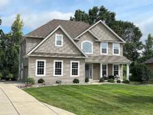 3407 Lakewood Dr, North Tonawanda, NY 14120