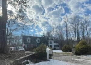 2 Galilee Way, Newtown, CT 06470