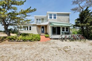 8202 Bay Ter, Harvey Cedars, NJ 08008