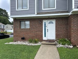 121 Eberly Ter, Hampton, VA 23669