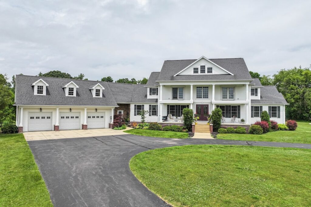 2787 Moyer Rd, Williamston, MI 48895