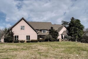 10061 Tan Rara Dr, Knoxville, TN 37922