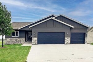 518 Kathryn Dr, Baltic, SD 57003