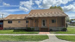 600 E J St, Dayton, WA 99328