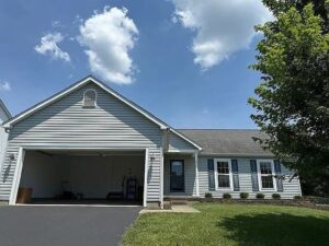 1632 Bush Hill Dr, Lancaster, OH 43130