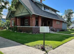 316 8th Ave S, Lewistown, MT 59457