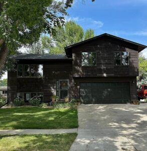2209 15th Ave SE, Aberdeen, SD 57401