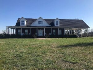 246 Revilo Rd, Leoma, TN 38468