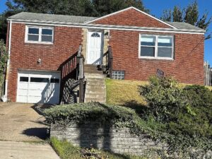 1808 Maydell St, Pittsburgh, PA 15216