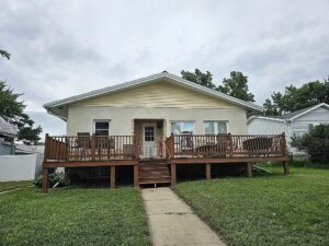 503 E Rushford Ave, Rushford, MN 55971