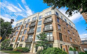 915 N Patrick St APT 206, Alexandria, VA 22314