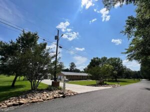 1002 Cochran Dr, Glencoe, AL 35905