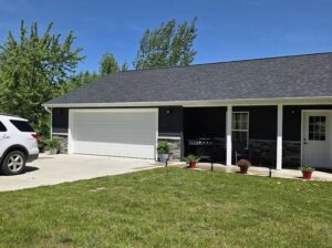 1009 Par Dr, Weidman, MI 48893