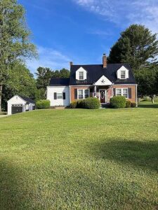 10664 Bent Mountain Rd, Bent Mountain, VA 24059
