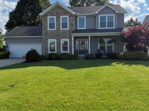13159 Kensington Dr, Grafton, OH 44044