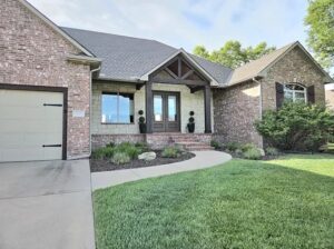13525 E Mustang Cir, Wichita, KS 67230