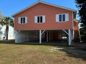 1402 W Yacht Dr, Oak Island, NC 28465