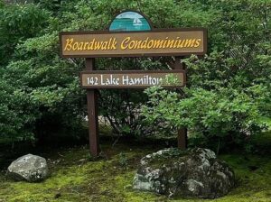 142 Lake Hamilton Dr APT 305
