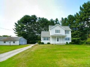 16336 Jug St, Burton, OH 44021