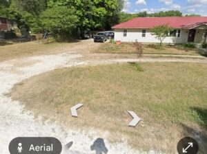 206 S High St