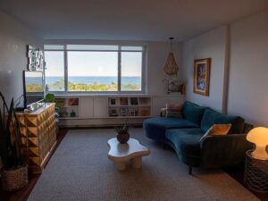 2144 N Lincoln Park W APT 12C, Chicago, IL 60614