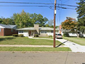 221 S Columbia St, Woodbury, NJ 08096