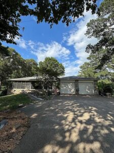 2268 Chestnut Dr