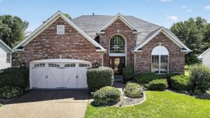 2780 Dunvegan Dr