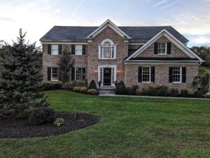 445 Lamplighter Dr, Lewisburg, WV 24901