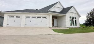 4538 65th St S, Fargo, ND 58104