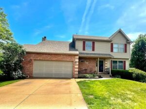 4873 Bald Eagle Ct, Bettendorf, IA 52722