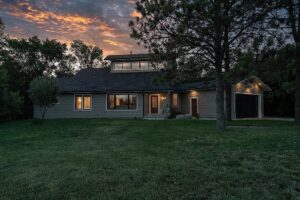 5050 123rd Ave NE, Bismarck, ND 58503