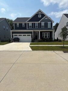 6200 Lila Dr, North Ridgeville, OH 44039