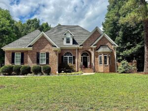 7107 Claren Oaks Ct, Gibsonville, NC 27249