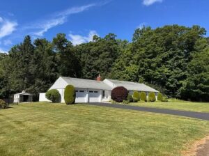 91 Braintree Rd, West Springfield, MA 01089