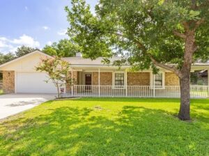 1237 Oleander Dr, New Braunfels, TX 78130