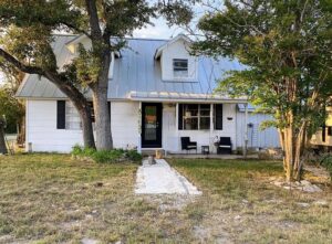 1843 Rhinestone, Canyon Lake, TX 78133