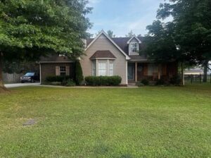 2133 Eastview Dr, Murfreesboro, TN 37128