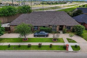3808 Innisbrook Dr S, Irving, TX 75038