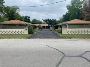 916 Jefferson St, Kerrville, TX 78028