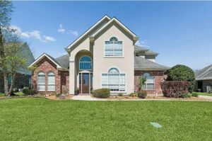 209 Poinsettia Dr, Belle Chasse, LA 70037
