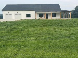 454 Hocking Rd, Little Hocking, OH 45742