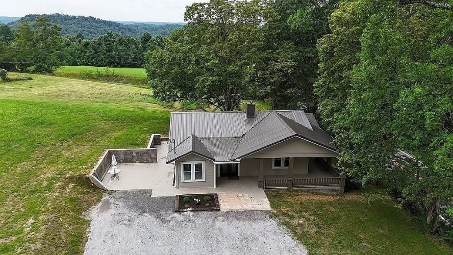 5387 Route 20 South Rd, Buckhannon, WV 26201